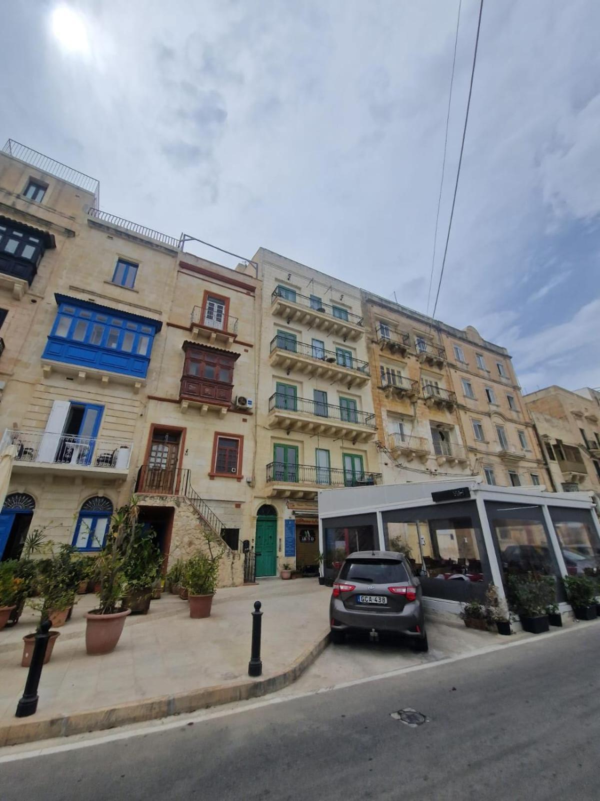 Korzo Suites Senglea Waterfront Exterior photo
